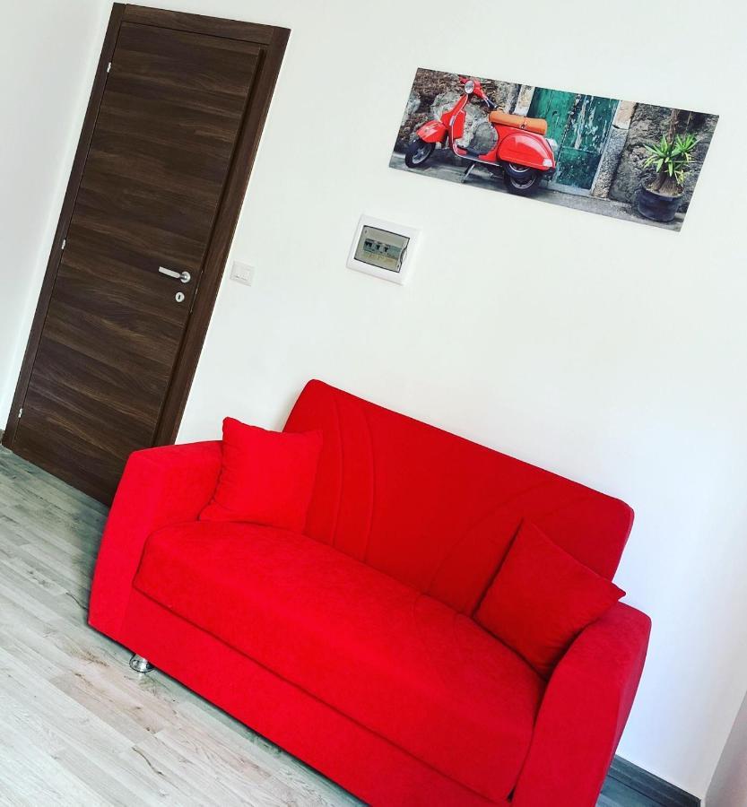 Bobo'S Home Iglesias Bagian luar foto