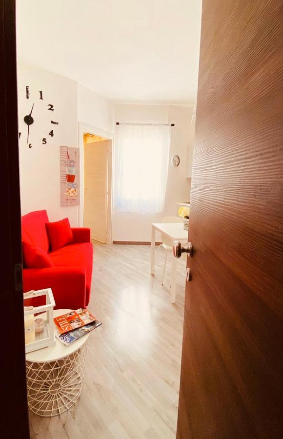 Bobo'S Home Iglesias Bagian luar foto